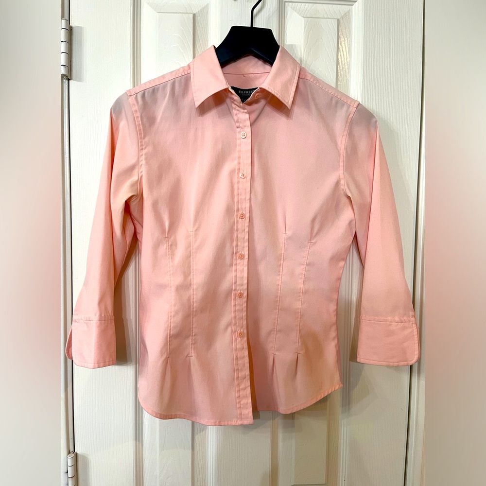 Express light pink button down